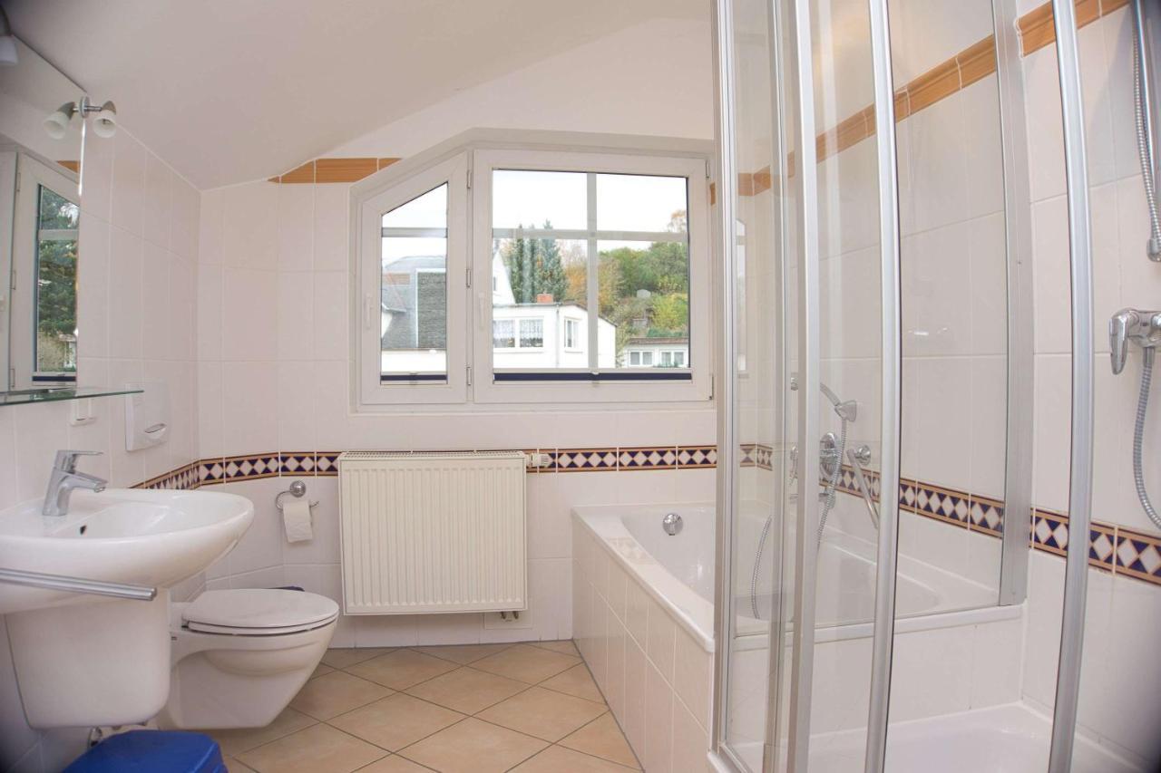 Balkon Mit Traumhaften Meerblick, Gratis Nutzung Vom Ahoi Erlebnisbad Und Sauna In Sellin Duenenhaus Fewo05 Герен Екстер'єр фото